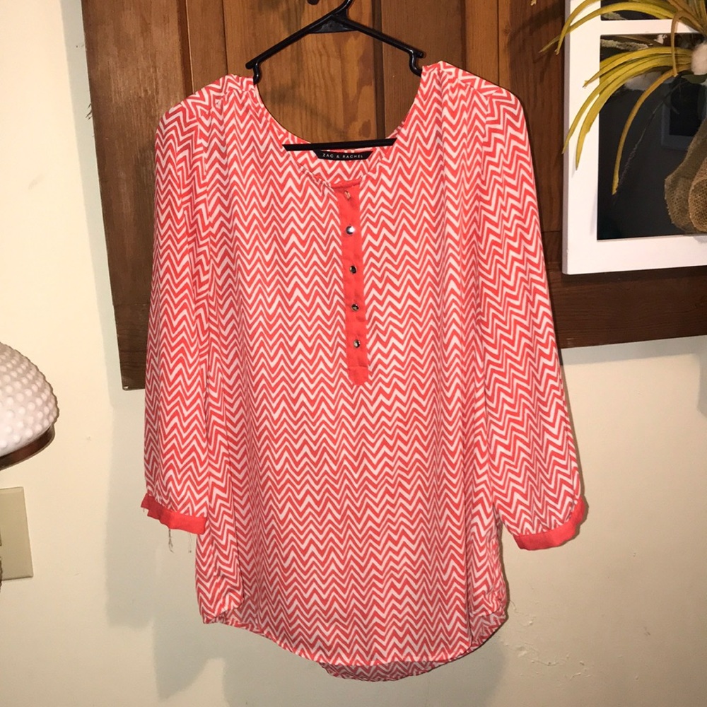 Chevron quarter button down blouse